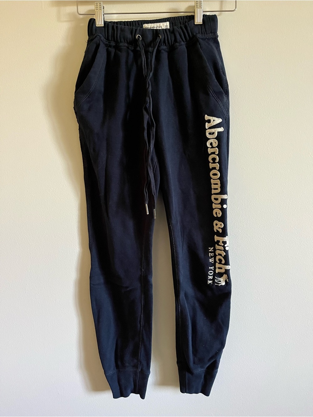 Abercrombie & Fitch Cuffed Sweatpants
